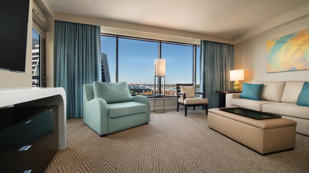 bay lake tower at disneys contemporary resort