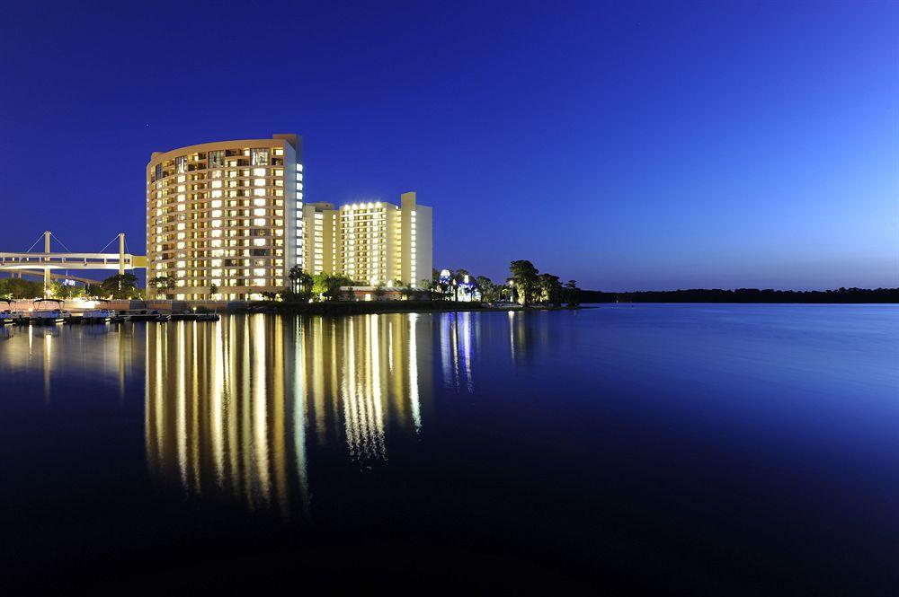 bay lake tower at disneys contemporary resort