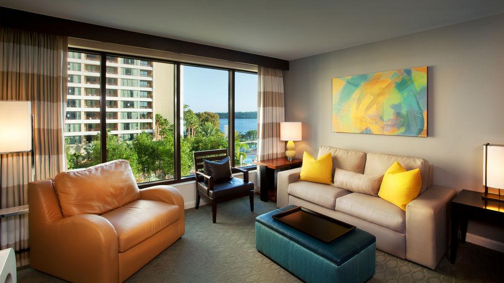 bay lake tower at disneys contemporary resort