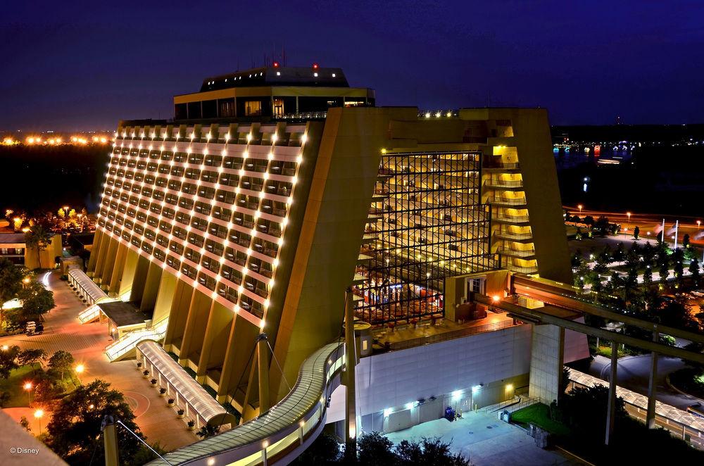 bay lake tower at disneys contemporary resort