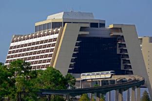 bay lake tower at disneys contemporary resort