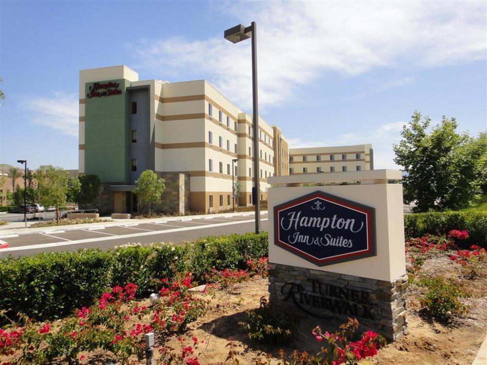 hampton inn and suites riverside corona east