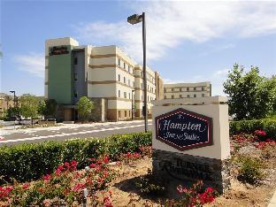 hampton inn and suites riverside corona east