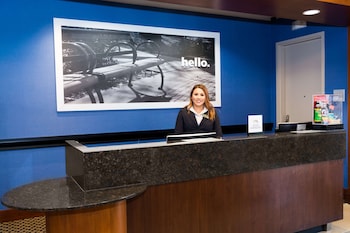 Hampton Inn & Suites Riverside/Corona East,Home Gardens>>Colton,3 star