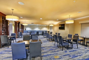 embassy suites by hilton valencia