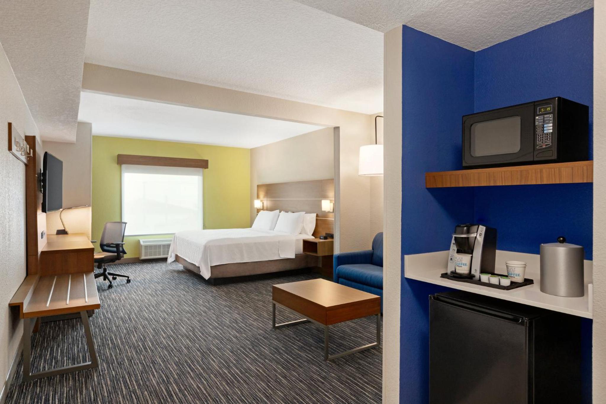 holiday inn express and suites pembroke pines sheridan st by ihg