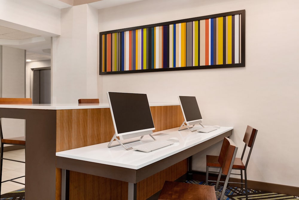 holiday inn express and suites pembroke pines sheridan st by ihg