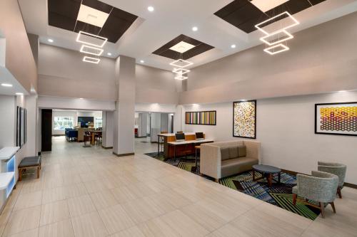 holiday inn express and suites pembroke pines sheridan st by ihg
