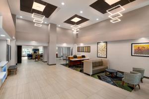 holiday inn express and suites pembroke pines sheridan st by ihg