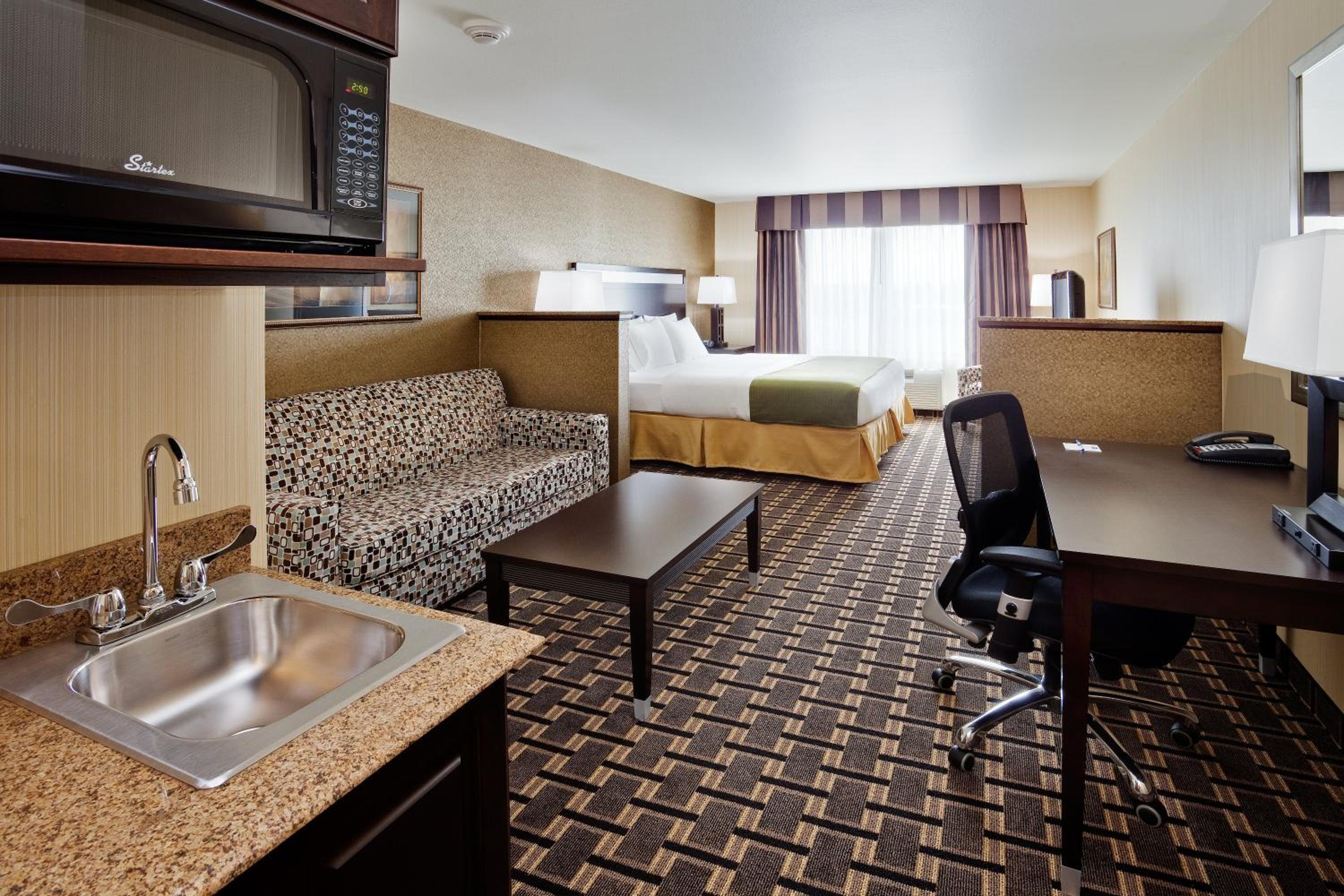holiday inn express and suites limerick pottstown