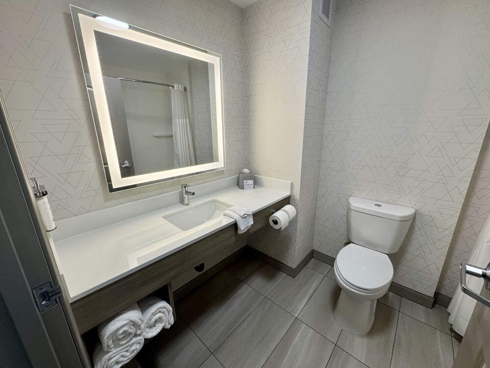 holiday inn express and suites limerick pottstown