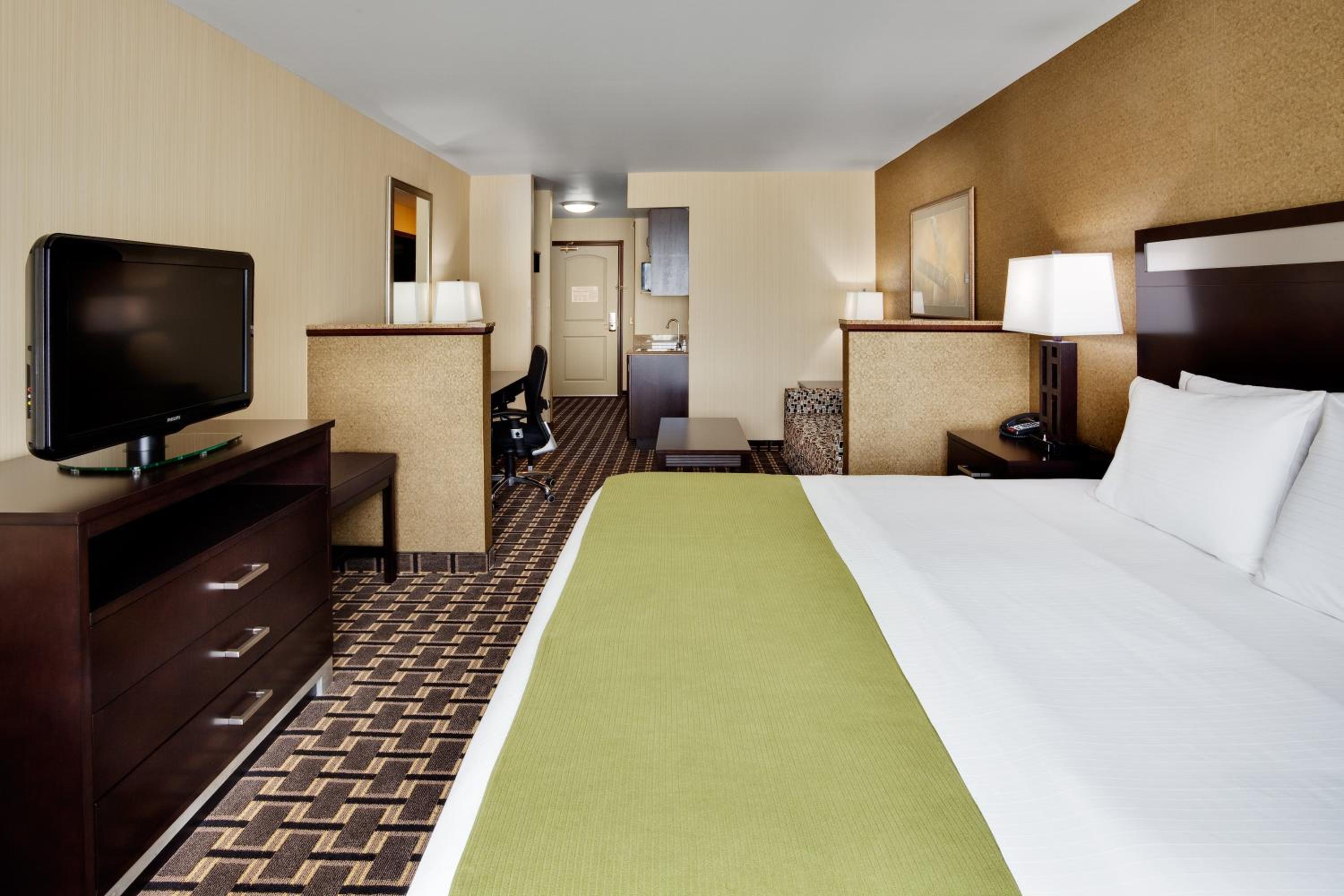holiday inn express and suites limerick pottstown
