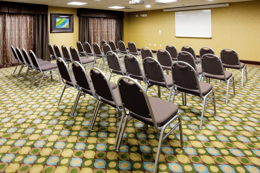 holiday inn express and suites limerick pottstown