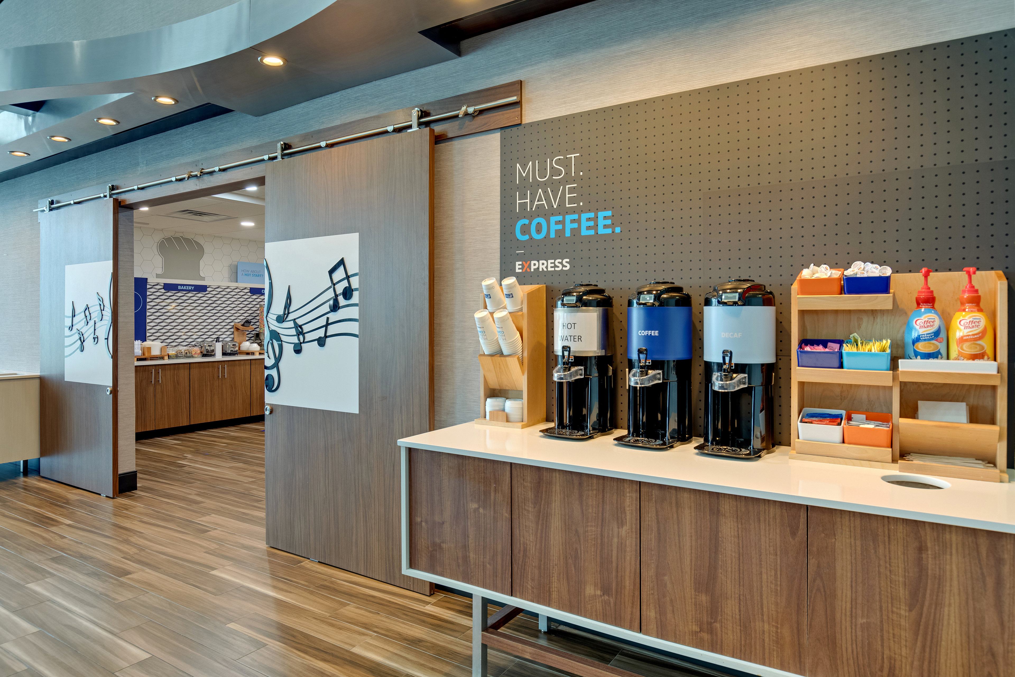 holiday inn express hotel and suites nashville opryland by ihg