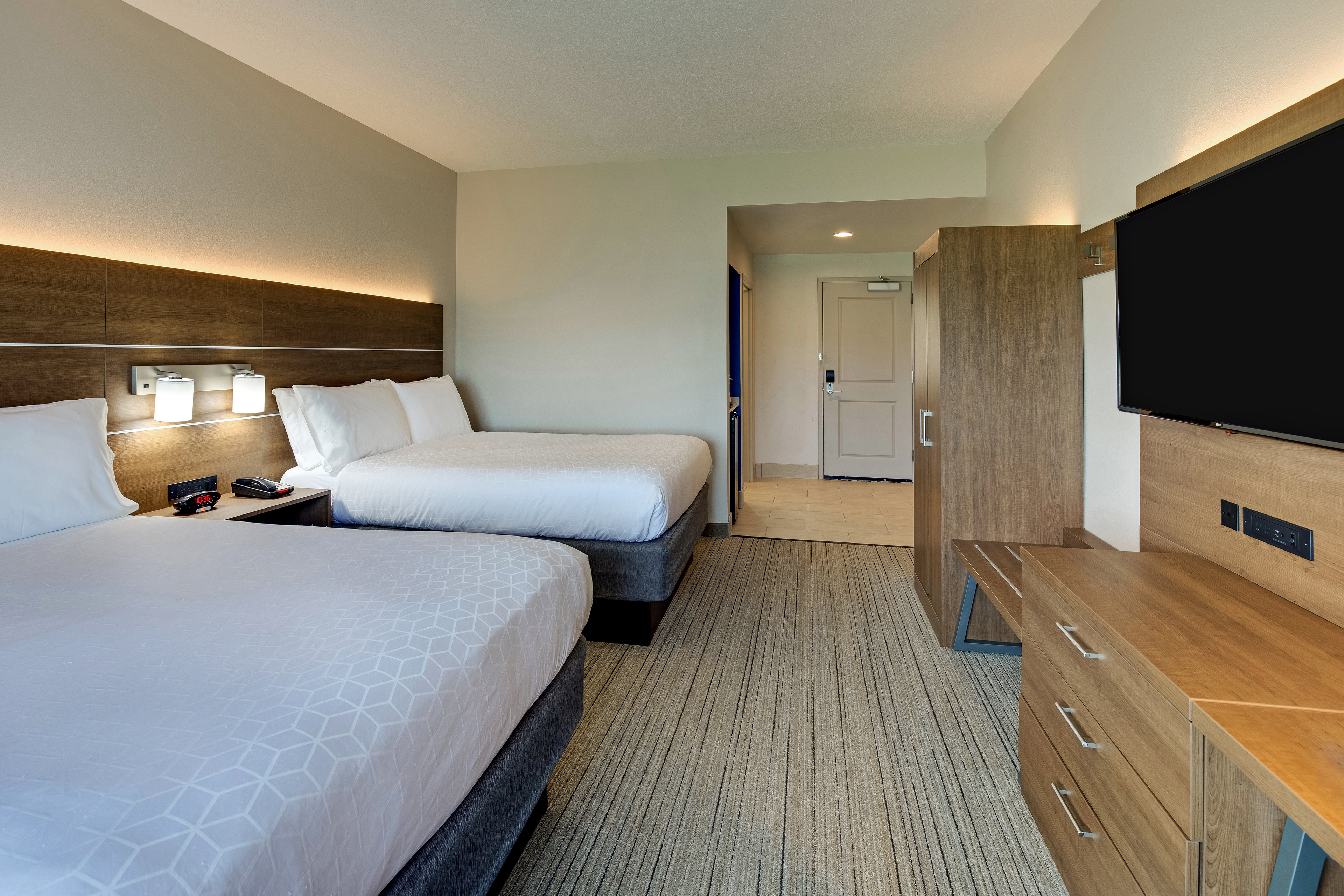 holiday inn express hotel and suites nashville opryland by ihg