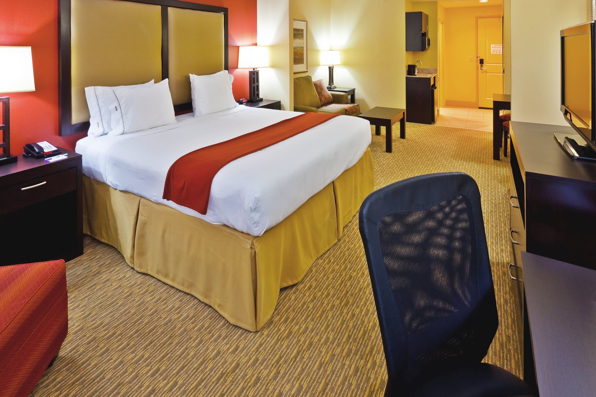 holiday inn express hotel and suites nashville opryland by ihg