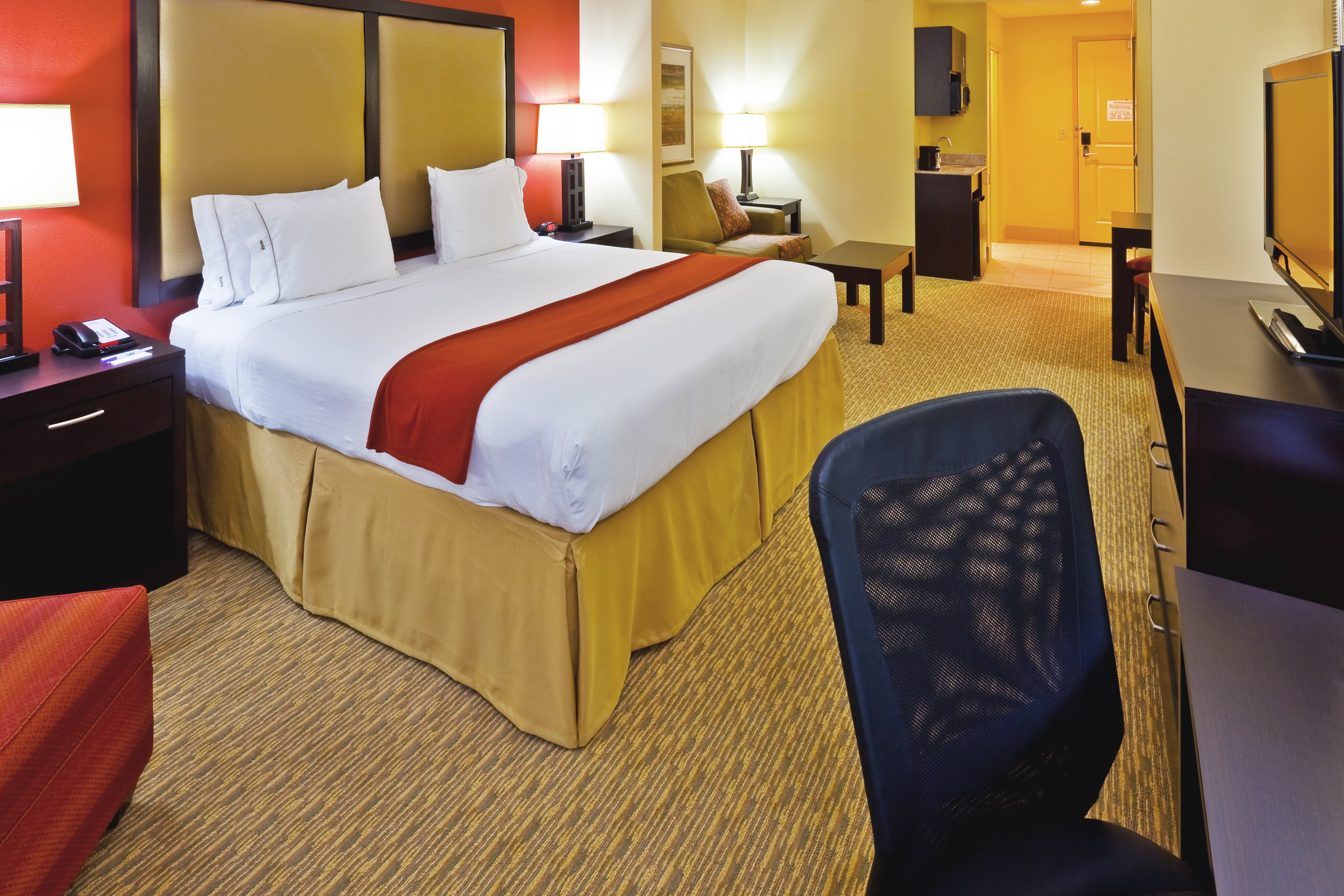 holiday inn express hotel and suites nashville opryland by ihg