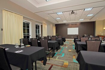 residence inn phoenix glendale sports and entertainment district