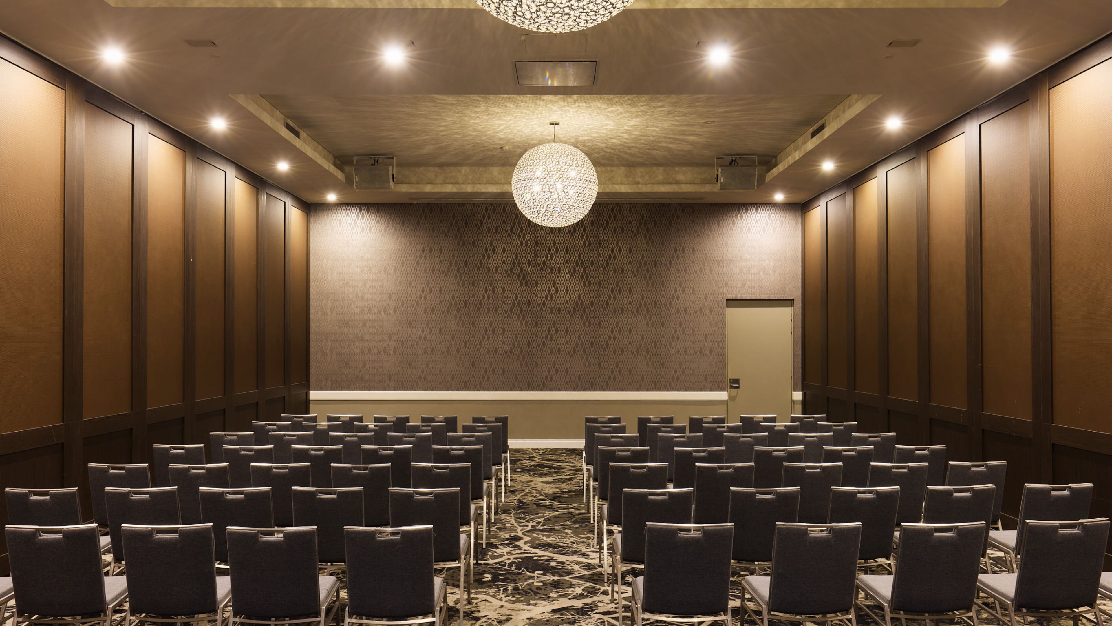 holiday inn warwick farm by ihg