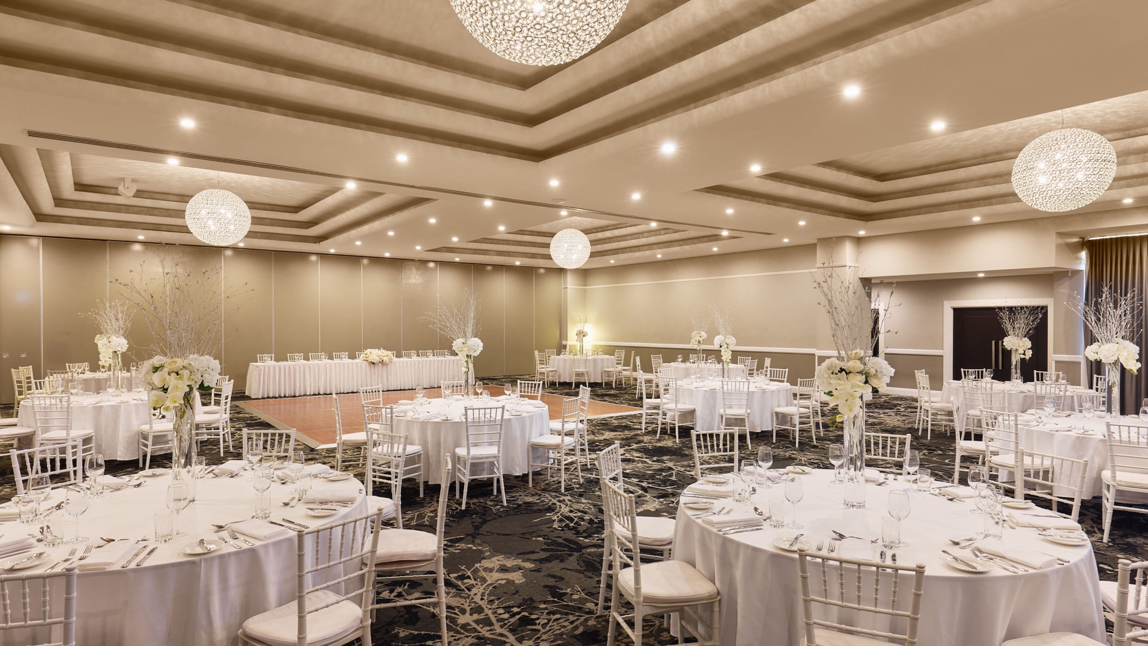 holiday inn warwick farm by ihg