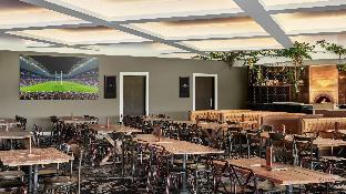 holiday inn warwick farm by ihg