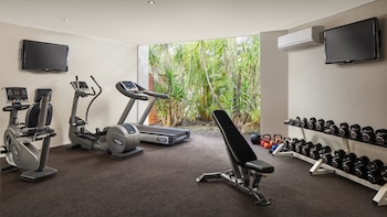 Holiday Inn Warwick Farm By Ihg,Cabramatta>>Blaxcell,4 star