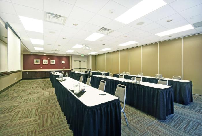 homewood suites by hilton denver intl airport