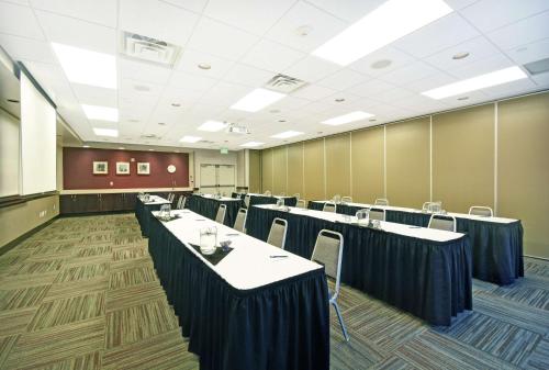 homewood suites by hilton denver intl airport