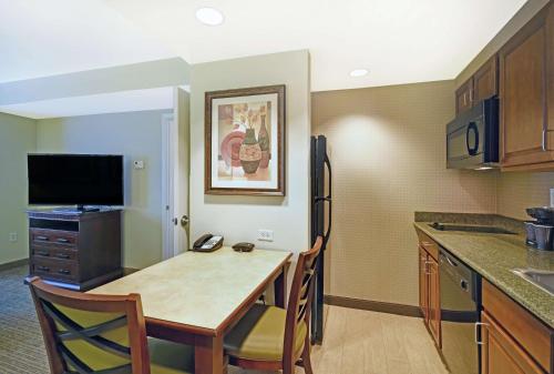 homewood suites by hilton denver intl airport