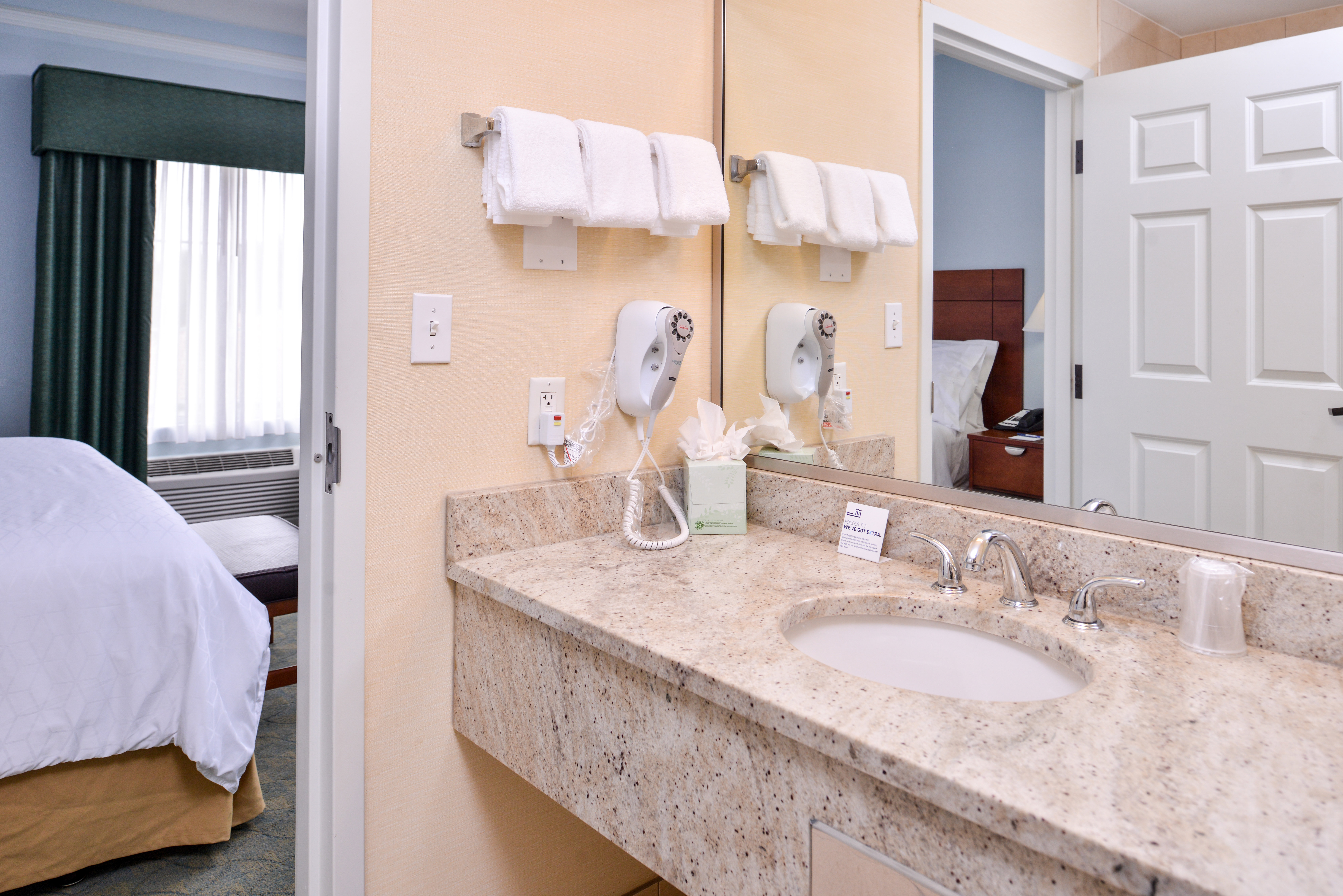 holiday inn express tampa n i 75 university area