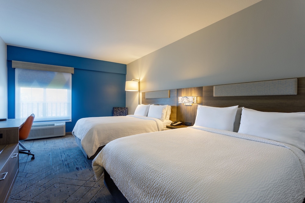 holiday inn express tampa n i 75 university area