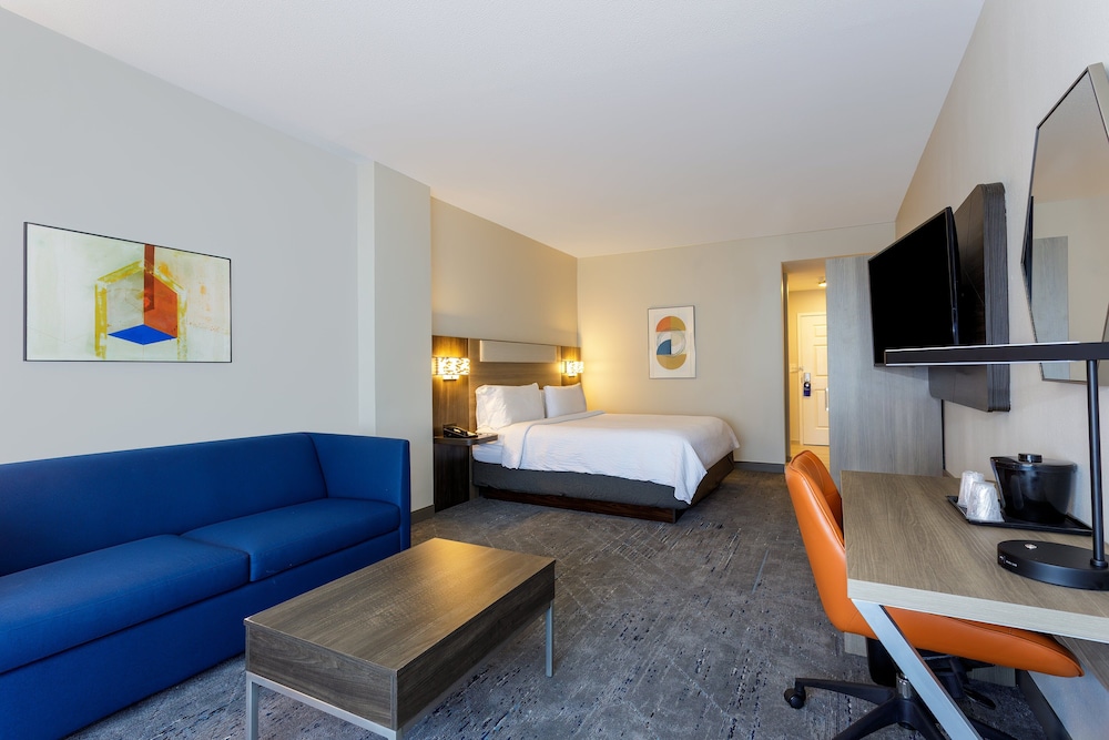 holiday inn express tampa n i 75 university area