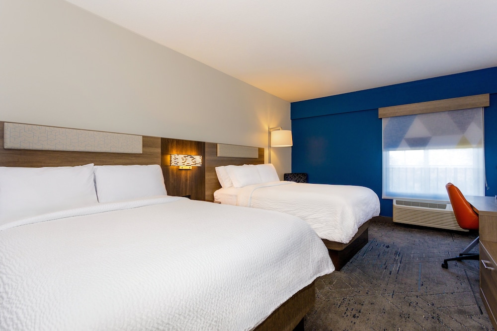 holiday inn express tampa n i 75 university area
