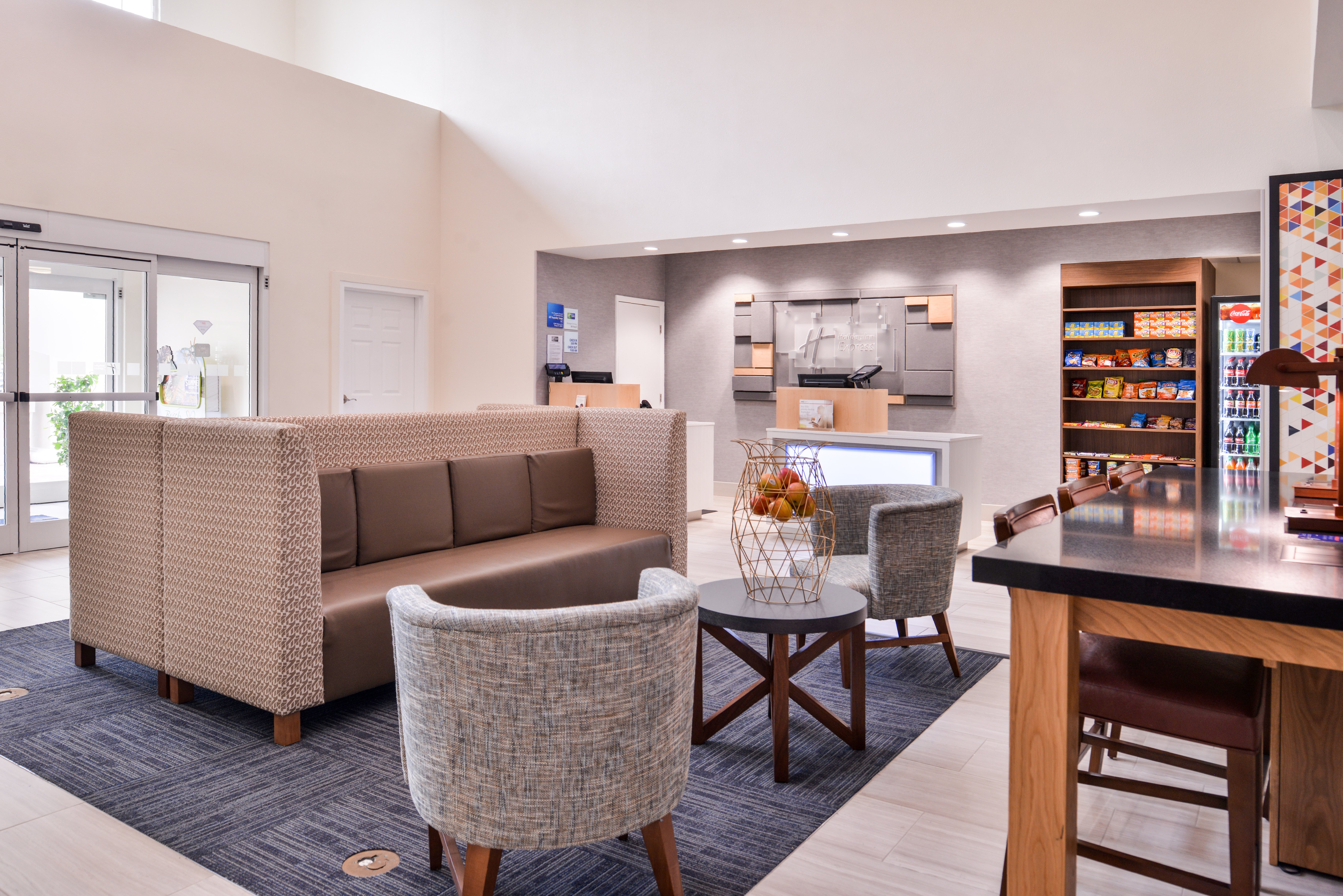 holiday inn express tampa n i 75 university area