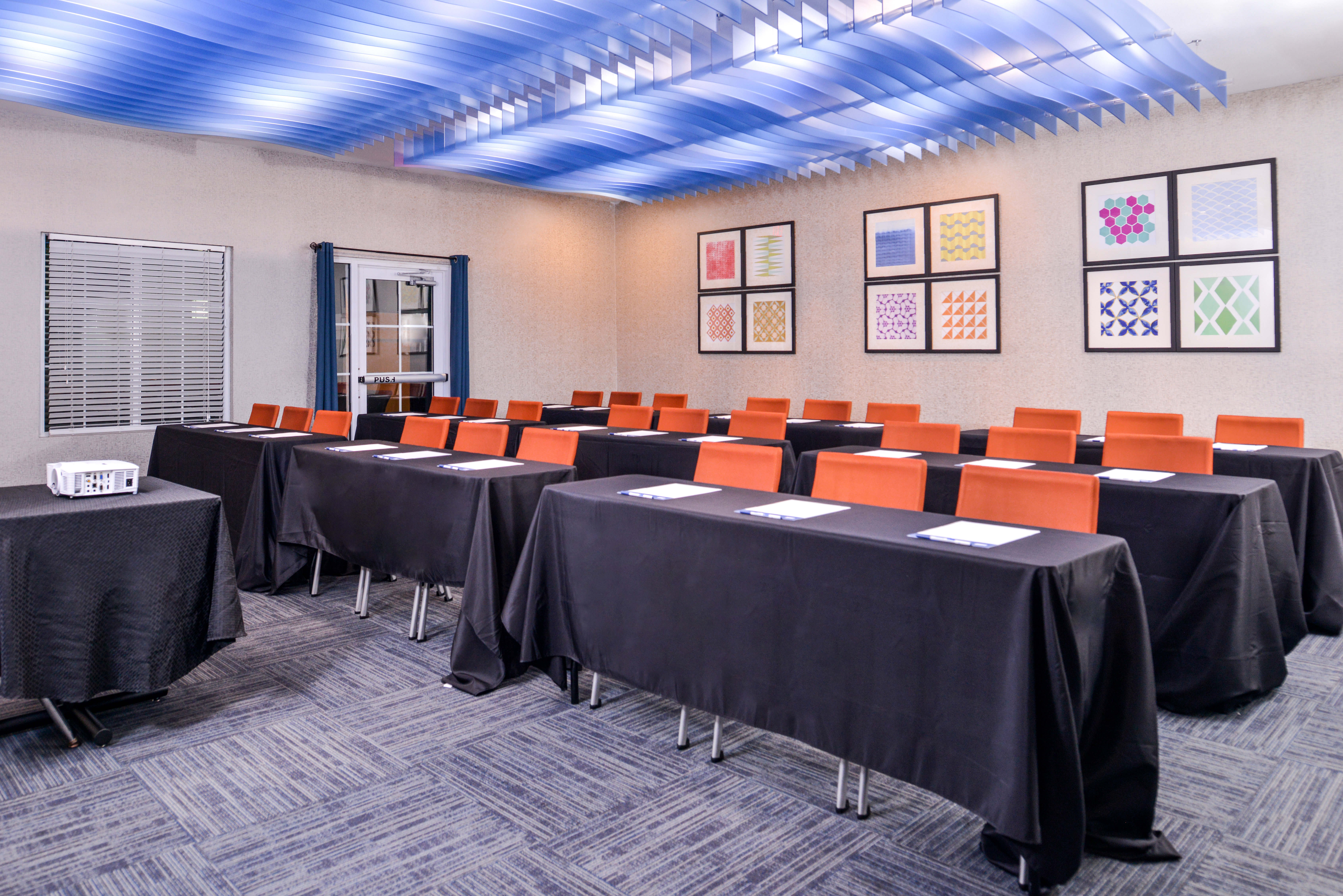 holiday inn express tampa n i 75 university area