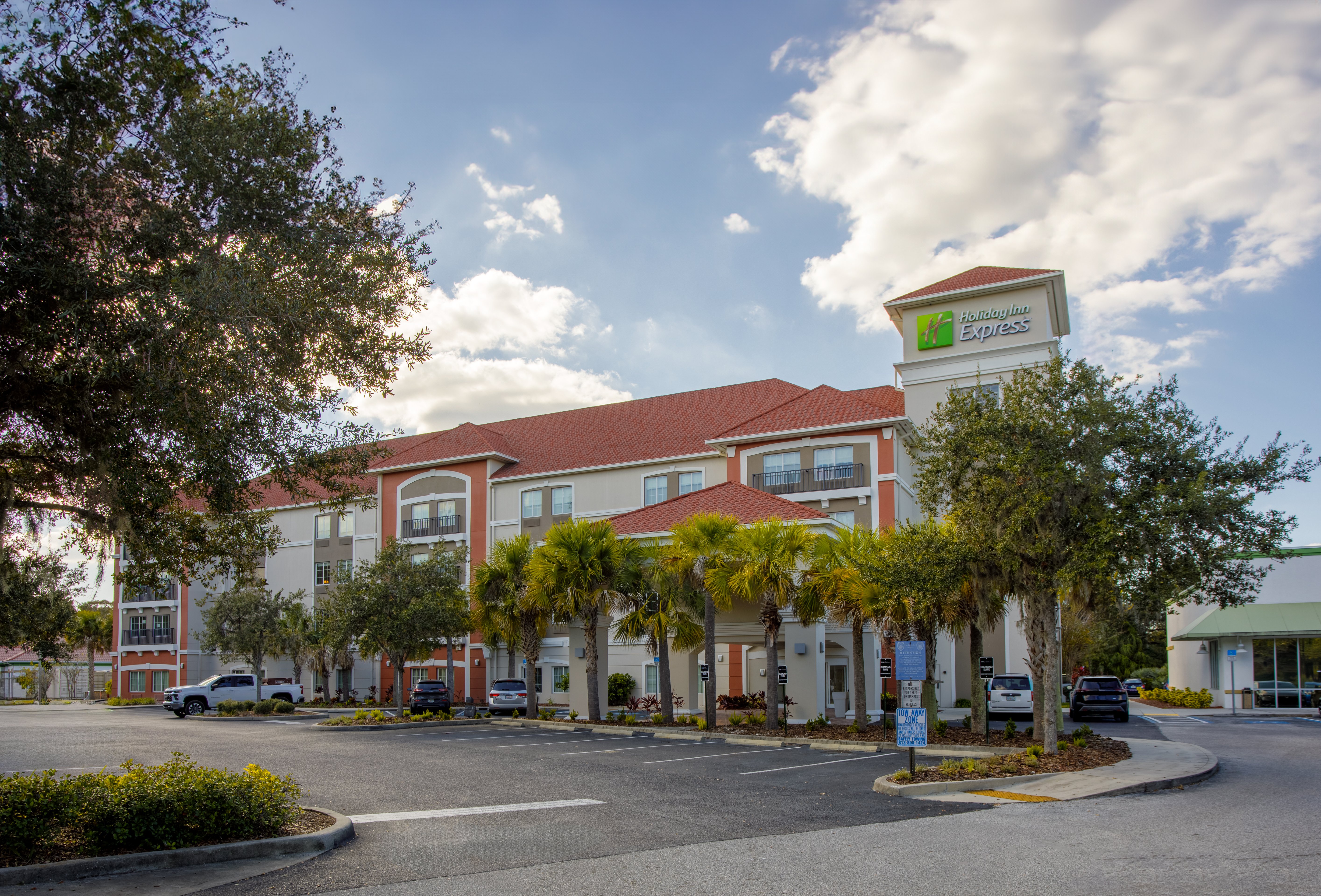 holiday inn express tampa n i 75 university area