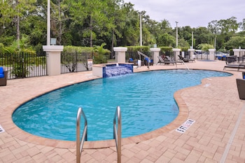 Holiday Inn Express Tampa N I-75 - University Area,Tampa>>Hillsborough County,3 star