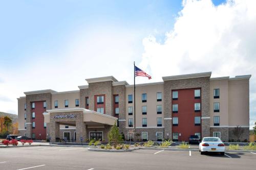 hampton inn corning painted post