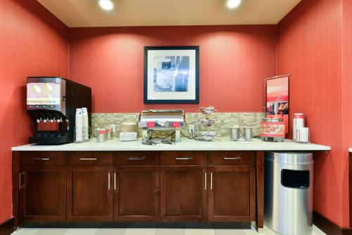 hampton inn corning painted post