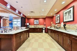 hampton inn corning painted post