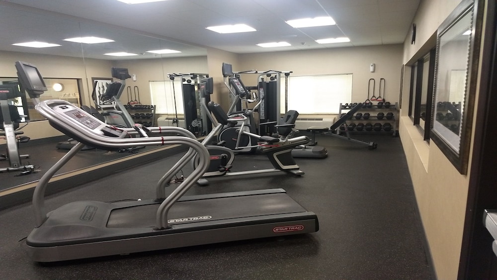 holiday inn express hotel and suites cambridge by ihg