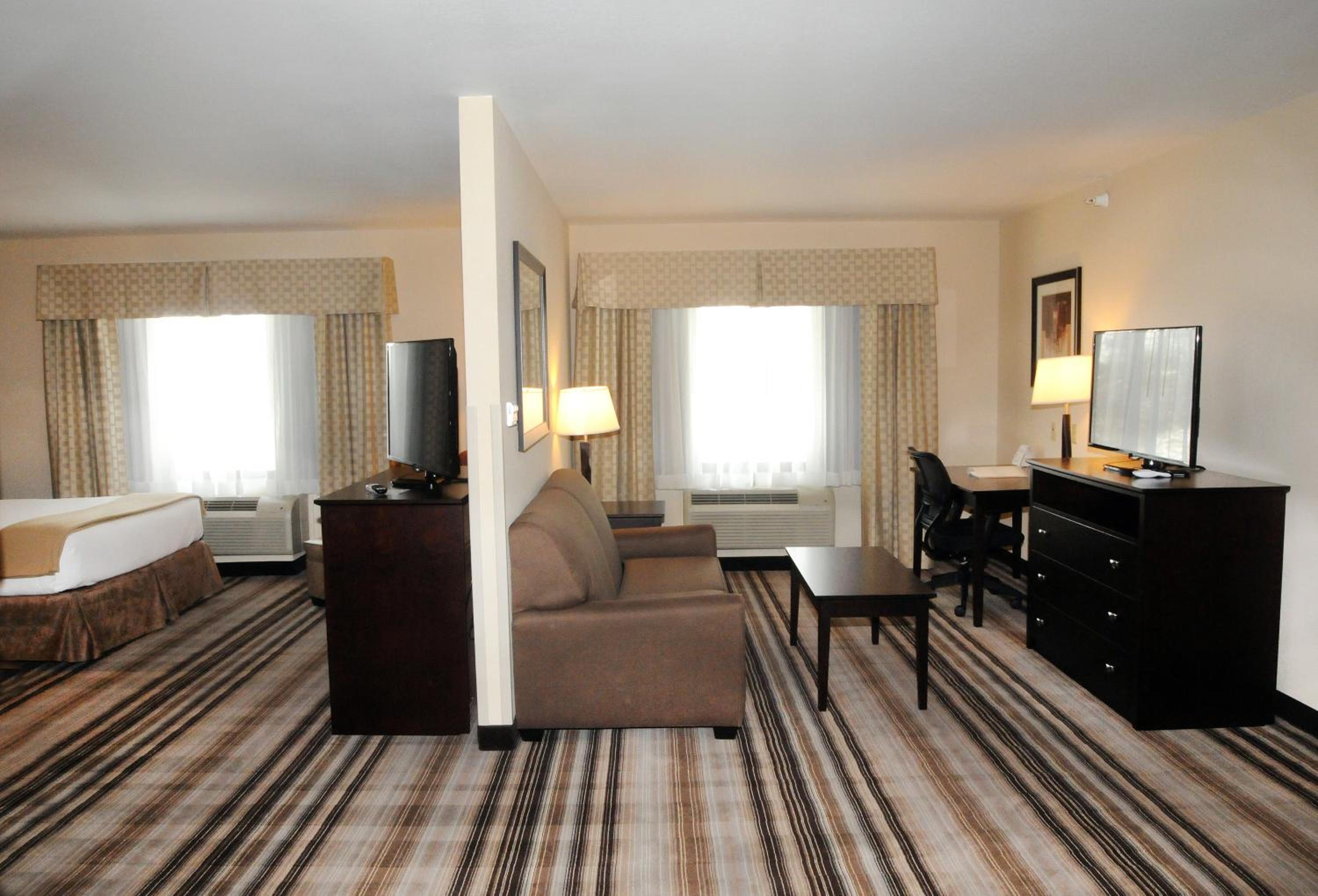 holiday inn express hotel and suites cambridge by ihg
