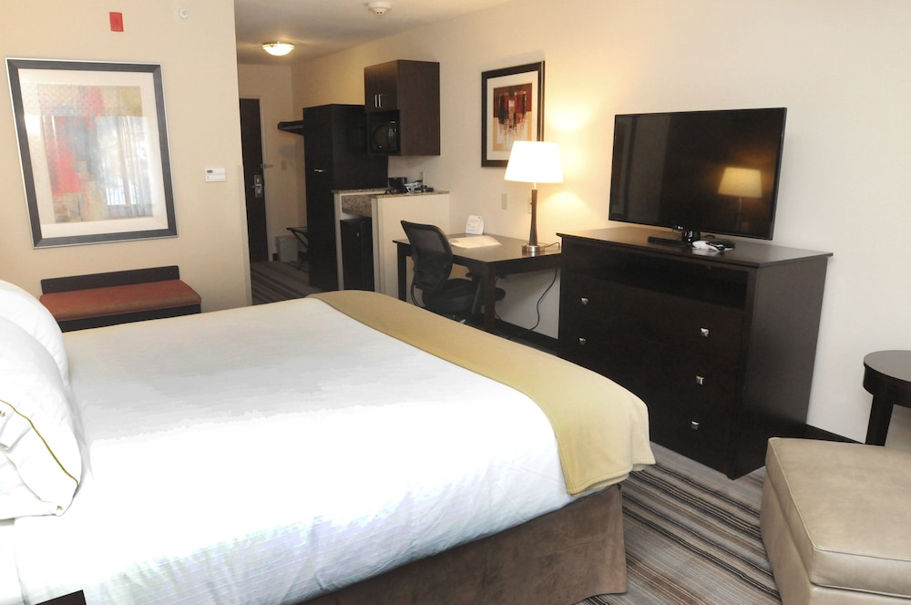holiday inn express hotel and suites cambridge by ihg