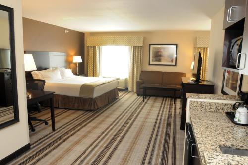 holiday inn express hotel and suites cambridge by ihg