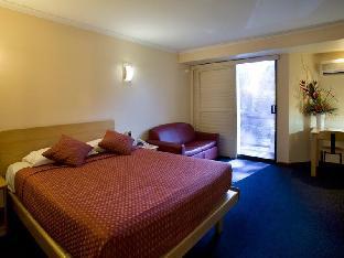 madison capital executive apartments