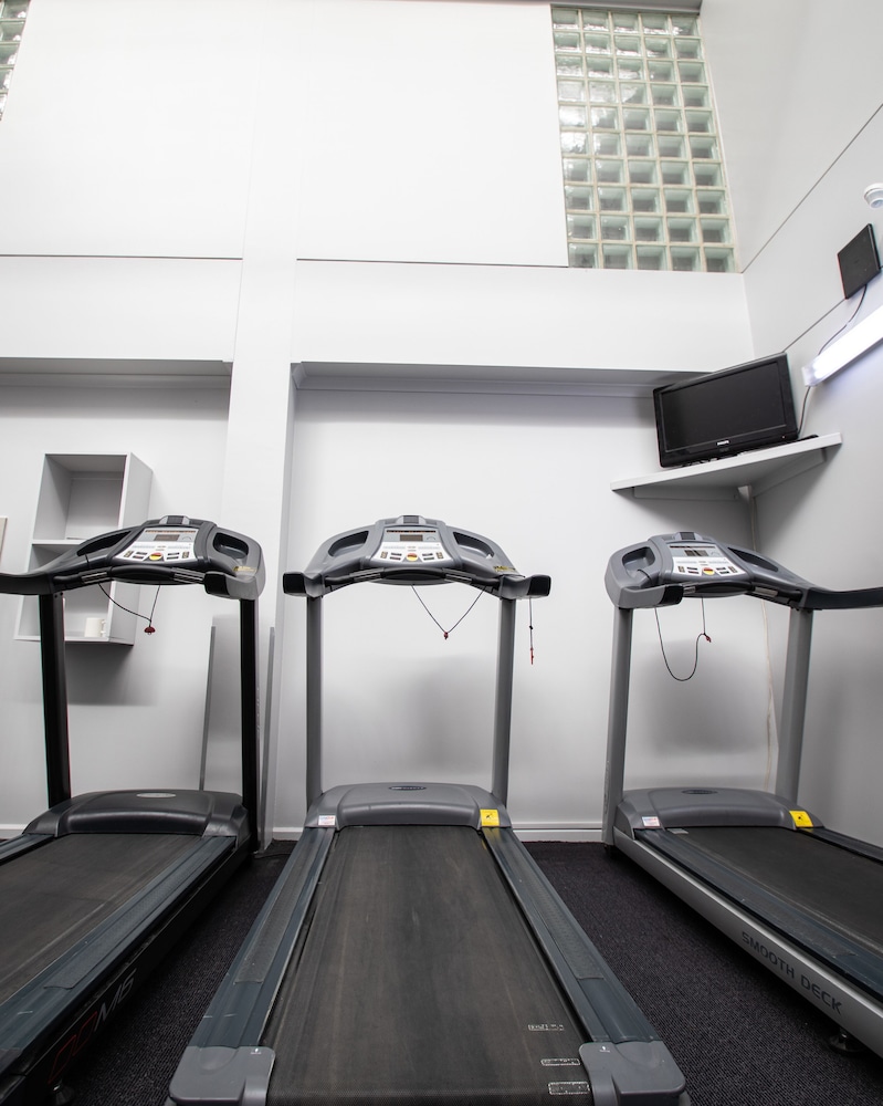 madison capital executive apartments