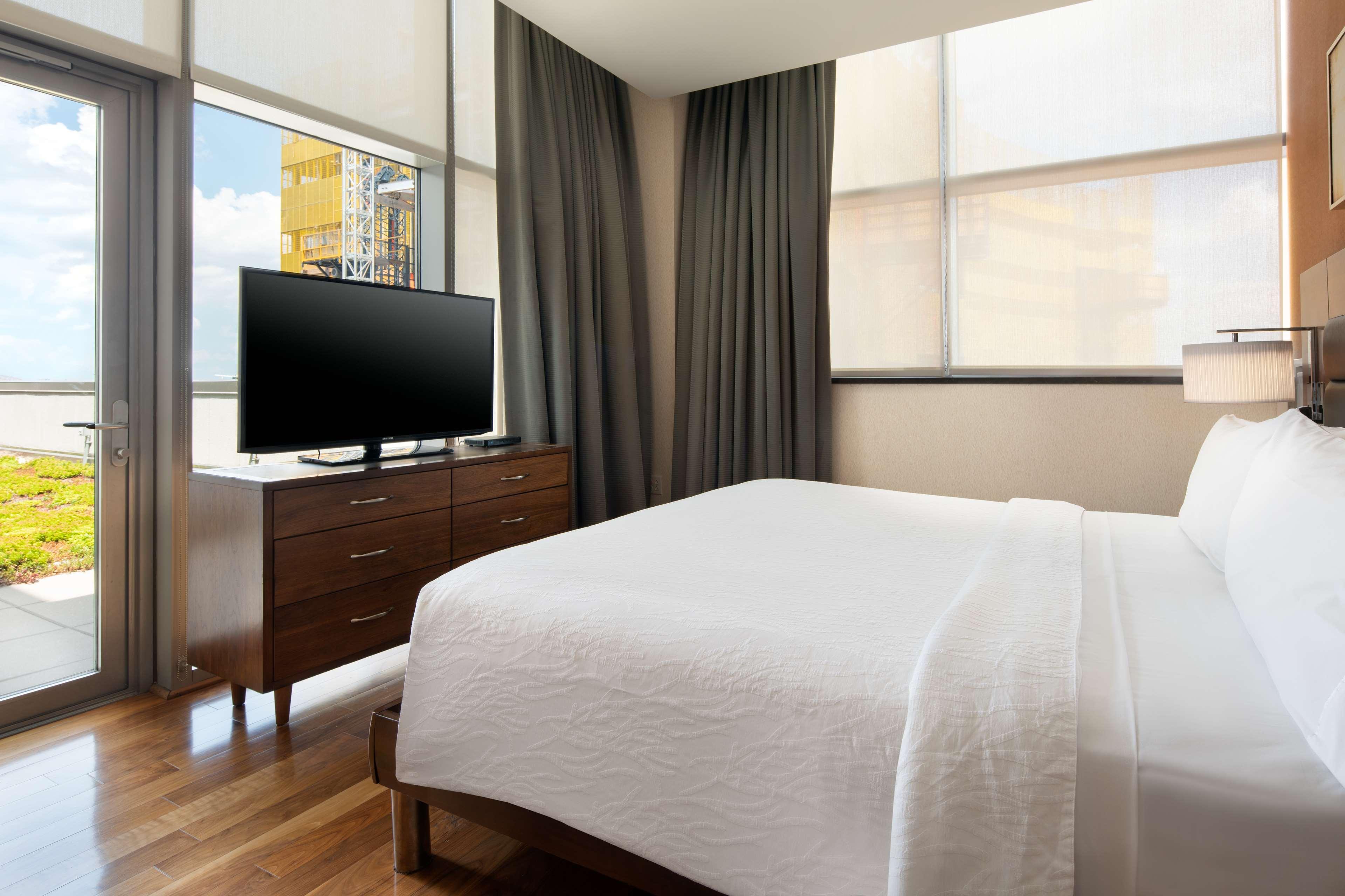 hilton garden inn long island city new york
