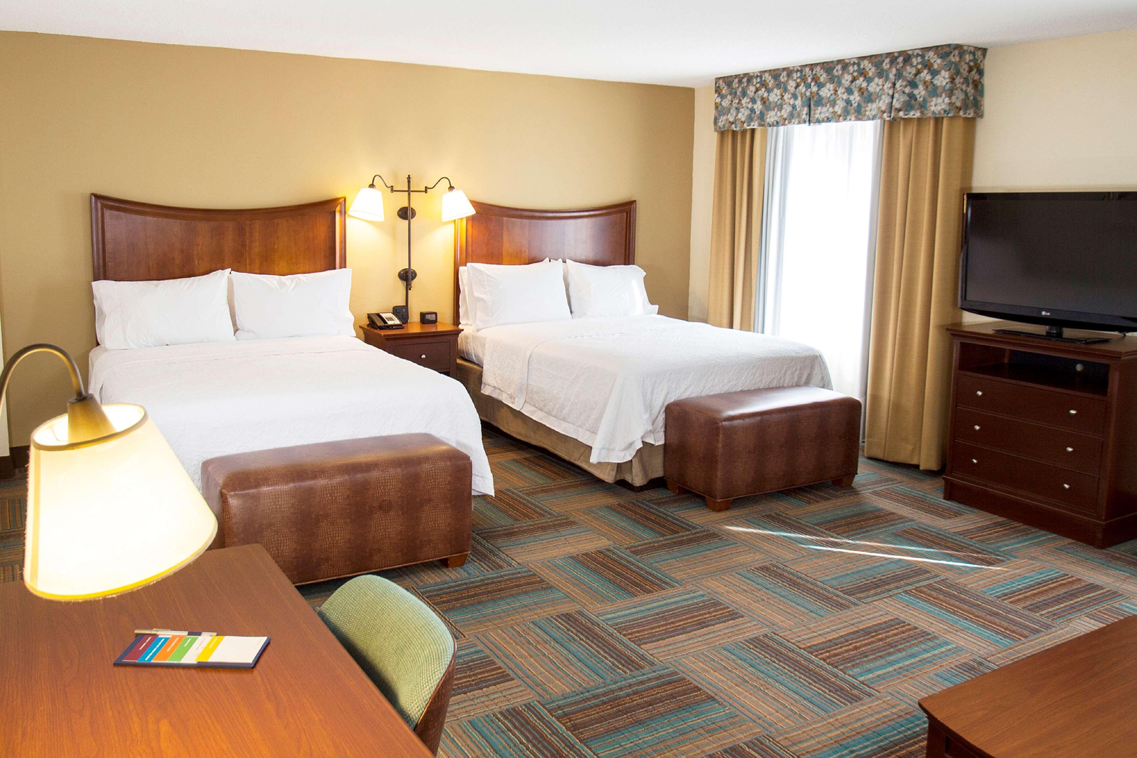 hampton inn and suites fort myers colonial blvd
