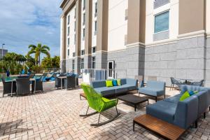 hampton inn and suites fort myers colonial blvd