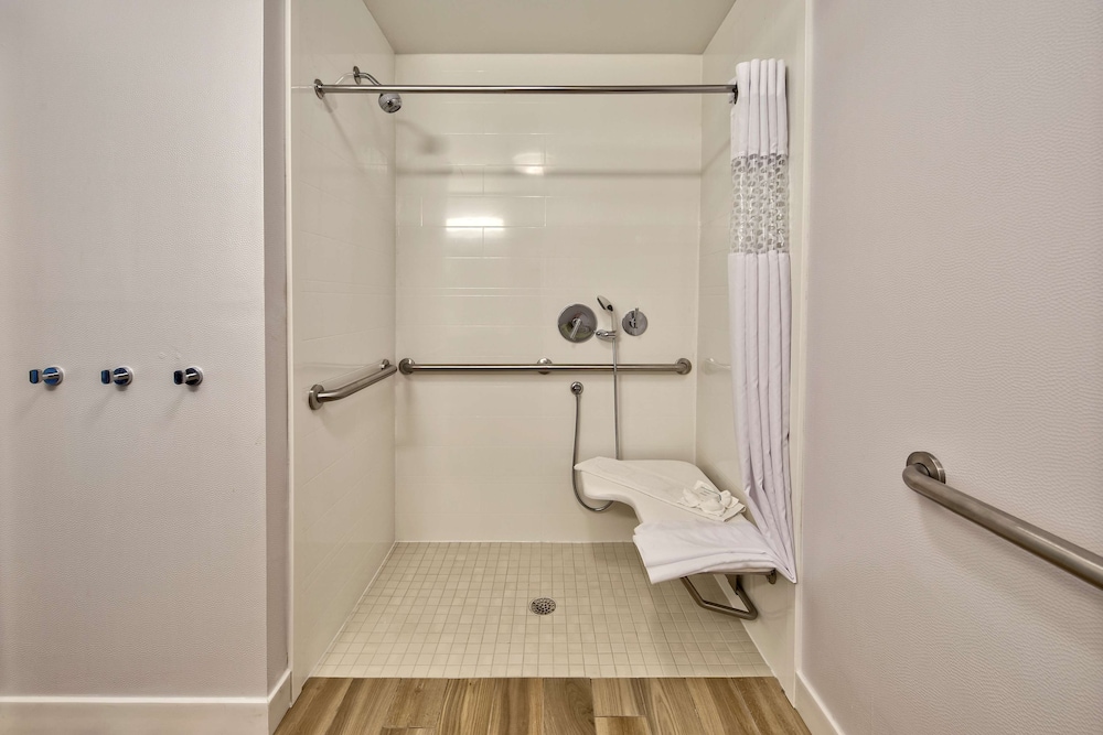 hampton inn and suites fort myers estero fgcu